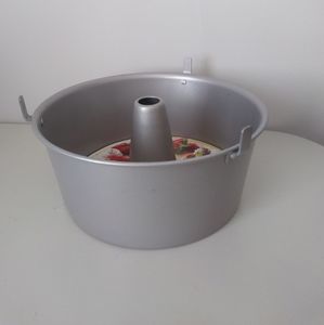 Wilton Angel Food Tube Cake Pan 9 3/8 X 4 1/4" New.